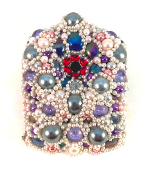 Pearl Pen Holder 